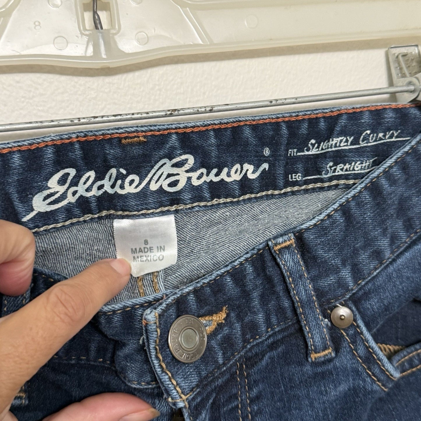 Eddie Bauer Jeans Womens 8 Blue Slightly Curvy High Rise Slim Straight Denim