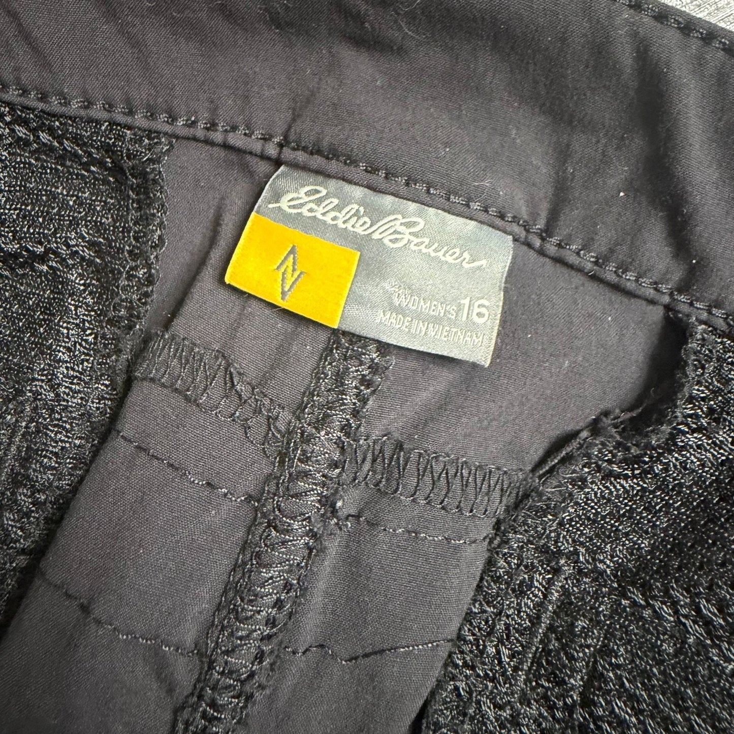 Eddie Bauer Womens 16 Black Trail Pants Nylon Cargo Hiking Outdoor Gorpcore