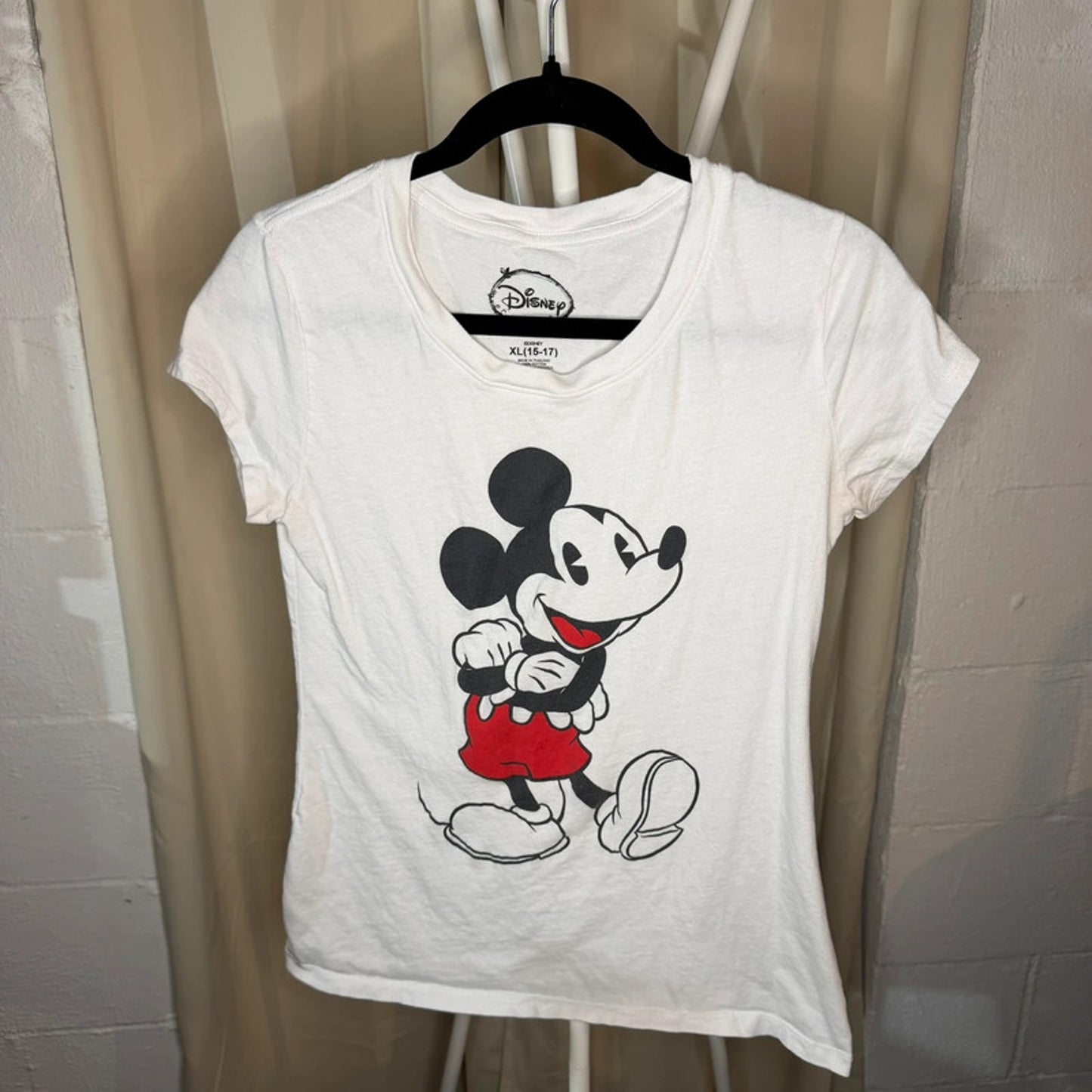 Disney Parks White XL Mickey Mouse Short Sleeve T-Shirt
