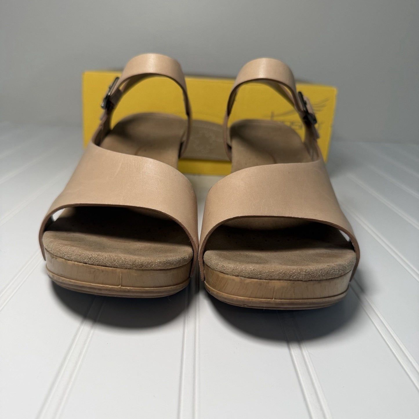 Dansko Tasha Sand Beige Leather Cut Out Block Heel Comfort Sandal Womens US 8.5