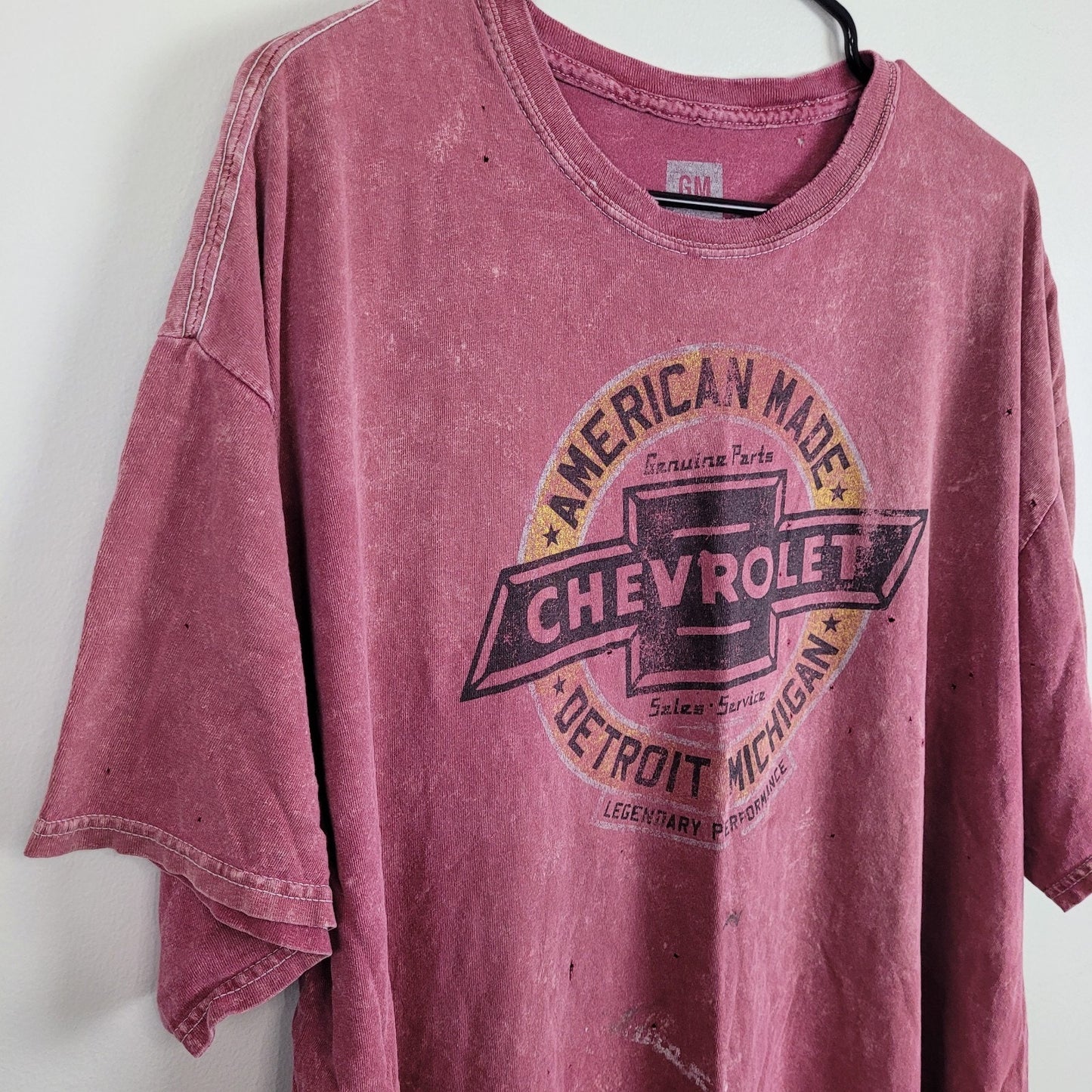 General Motors Men's T-Shirt Sz XL Red Wash Chevrolet American Made Short Sleeve
