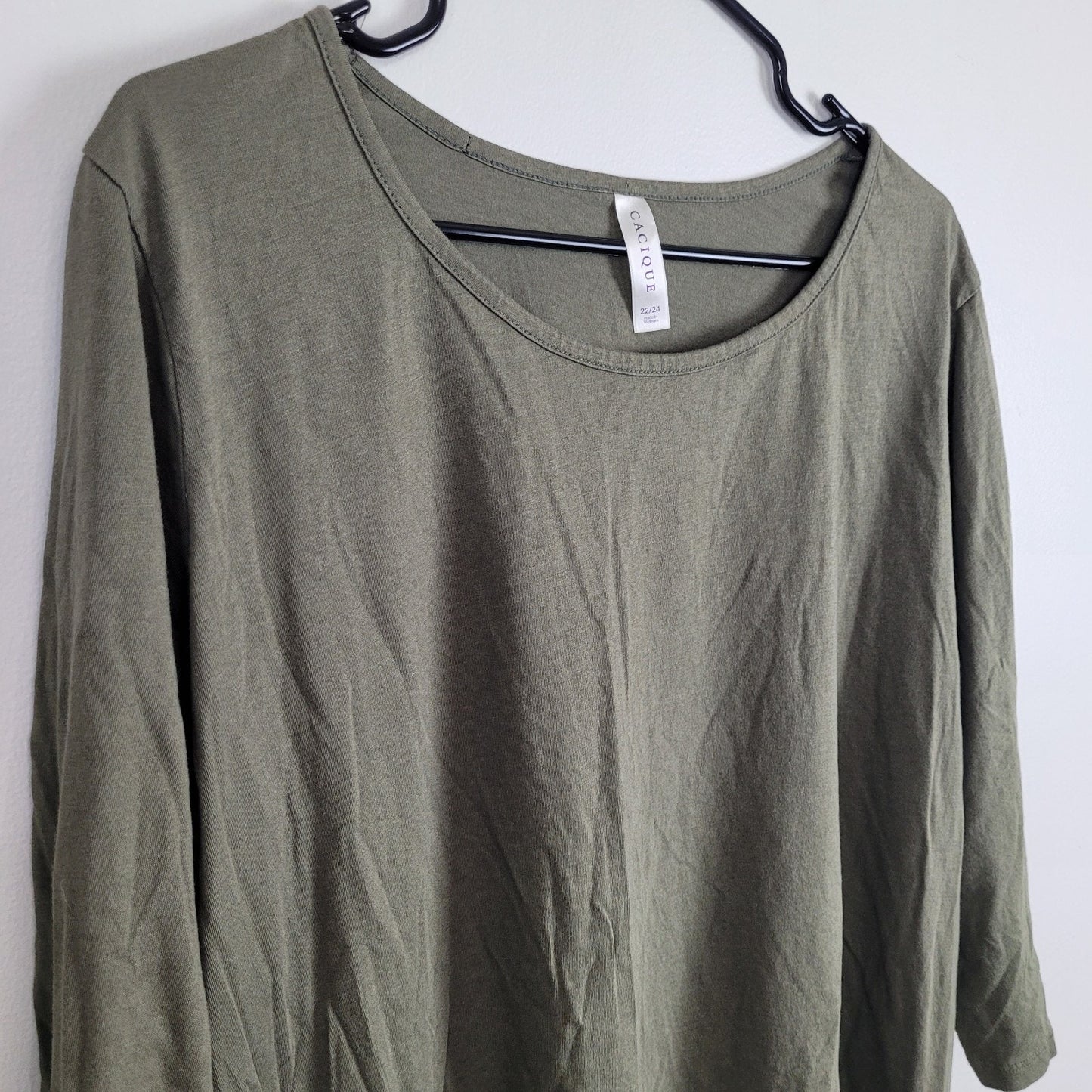 Cacique Womens Plus 22/24 Long Sleeve Top Olive Green Basic Tee VGUC