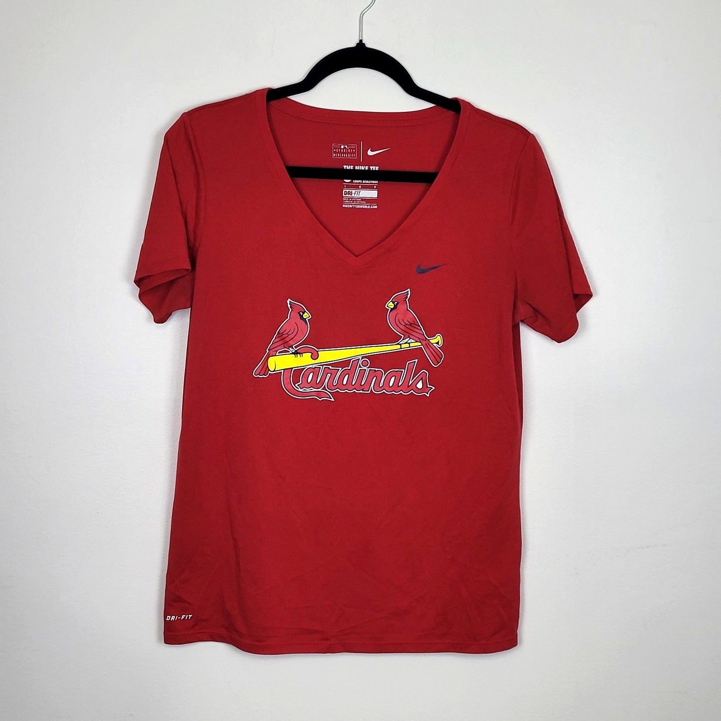 Nike Women’s St. Louis Cardinals T-Shirt Red Dri-Fit V-Neck Size Large