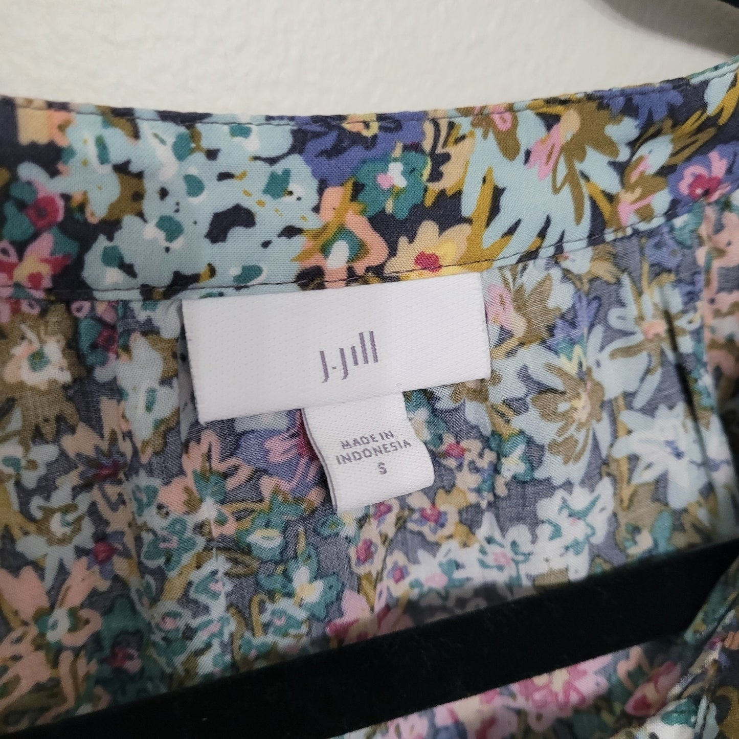 J. Jill Women’s Small Floral Blouse 3/4 Sleeve Rayon Top Multicolor