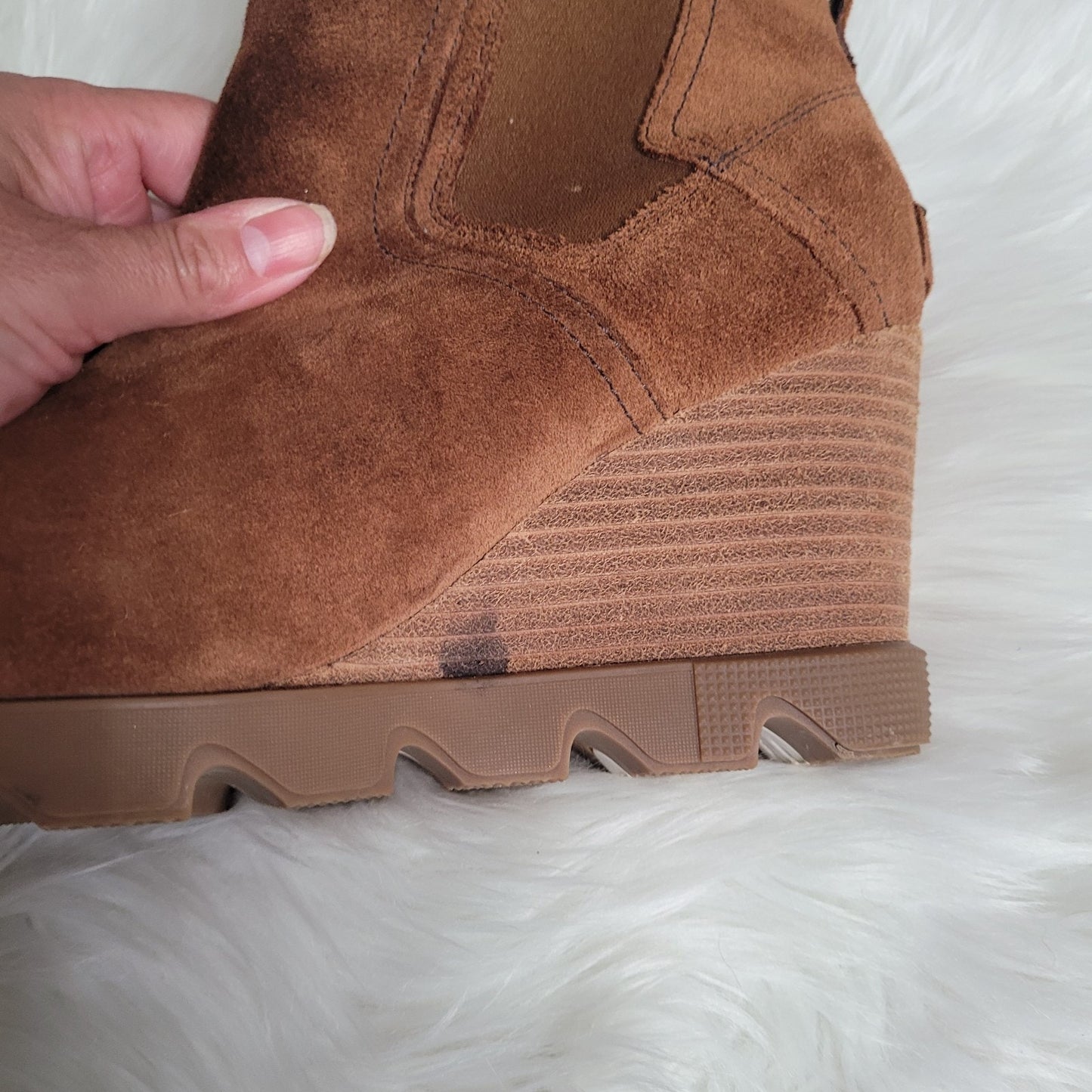 Sorel Women’s 9 Joan Uptown Wedge Booties Brown Suede Chelsea EUC 1930931