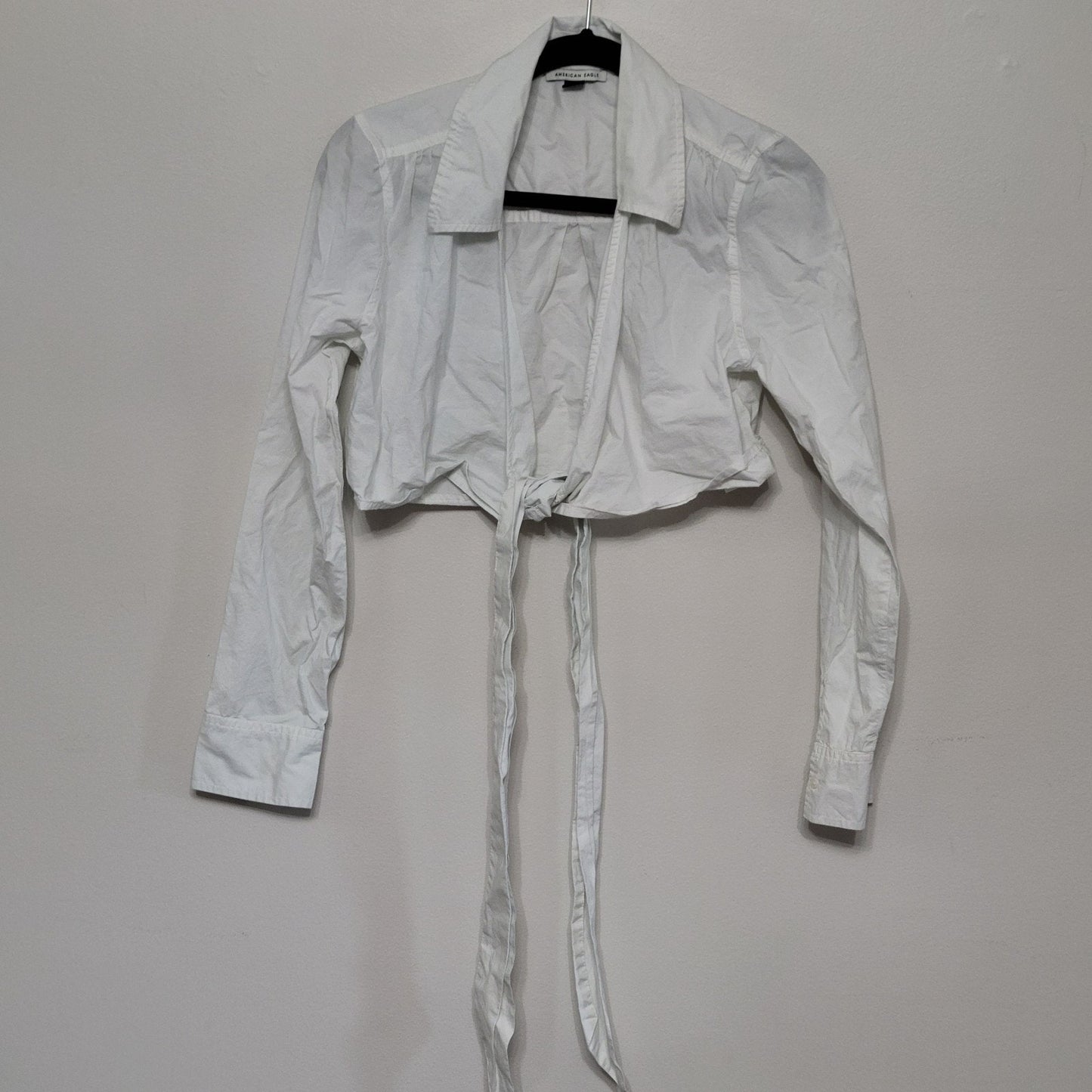 American Eagle Crop Tie Front Blouse Medium White Long Sleeve Cotton